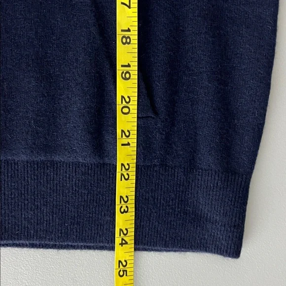 NWT Quince Mongolian Cashmere Full-Zip Hoodie True Navy Size M - Picture 8 of 15